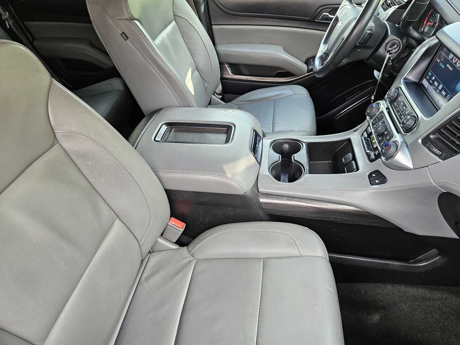 Thumbnail: 2016 Chevrolet Tahoe - 13