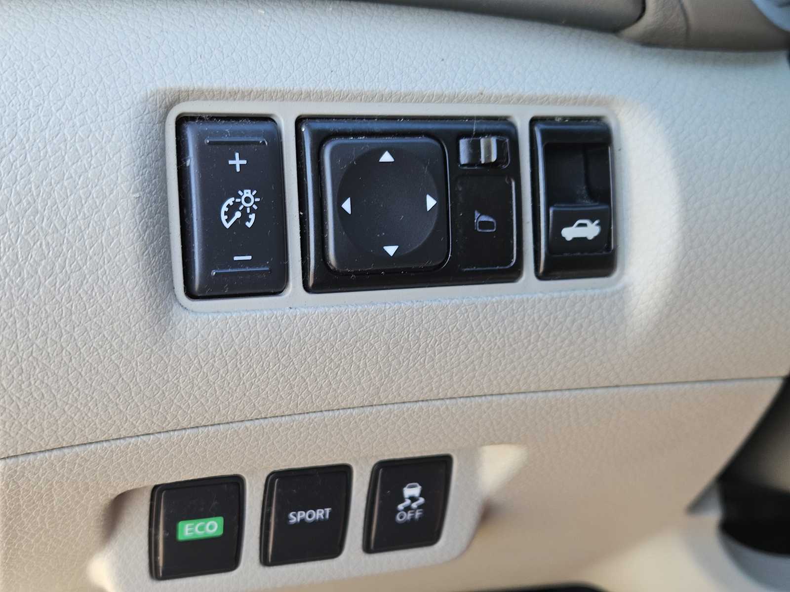 Thumbnail: 2013 Nissan Sentra - 19