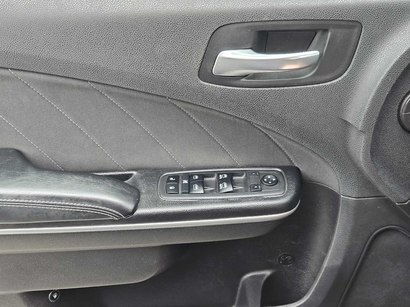 Thumbnail: 2019 Dodge Charger - 21