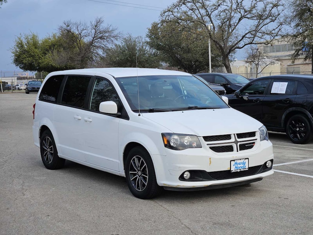 Used 2018 Dodge Grand Caravan GT Van Passenger Van