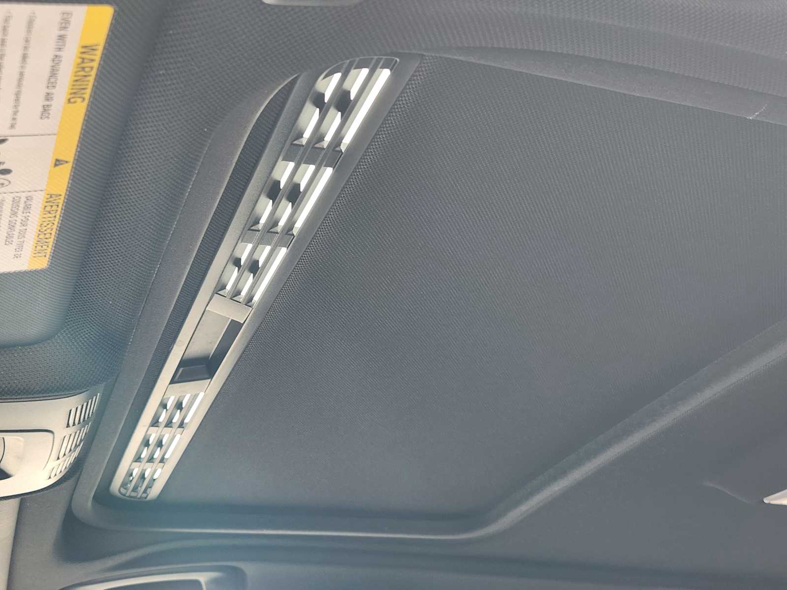 Thumbnail: 2015 BMW 3 Series - 25