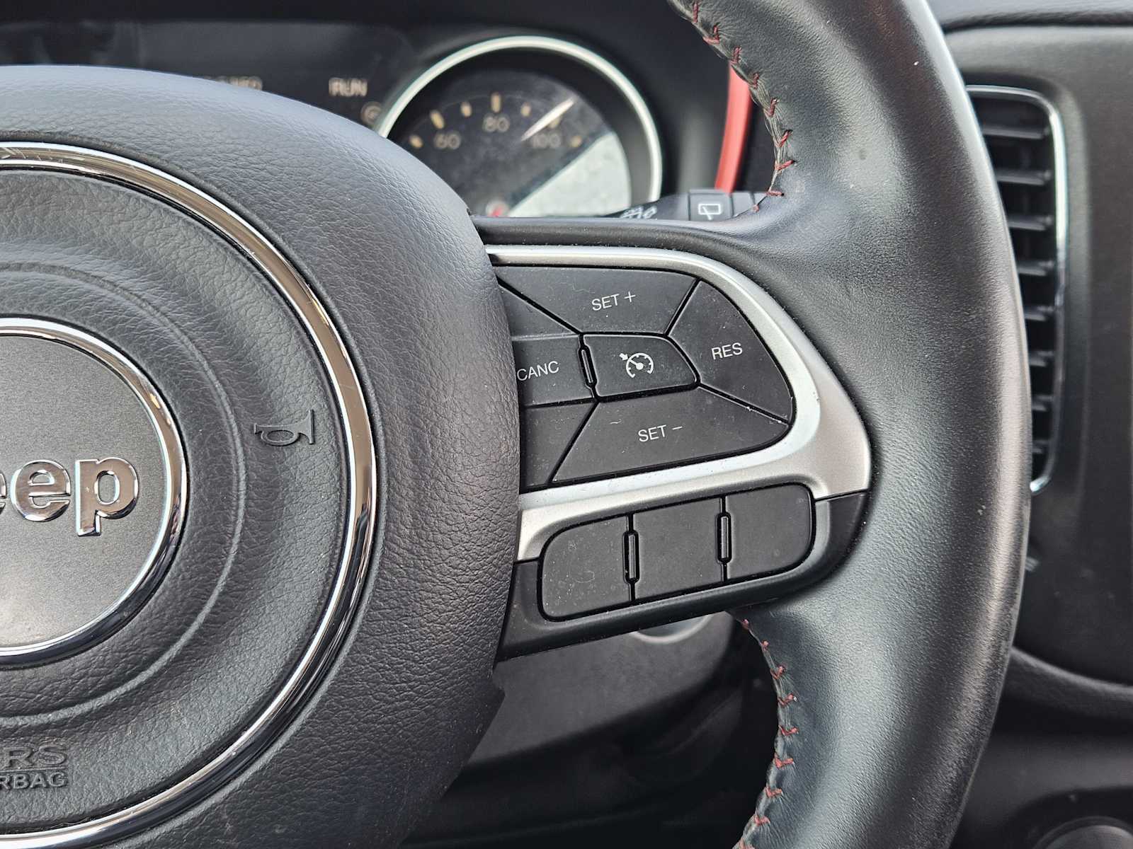 Thumbnail: 2019 Jeep Compass - 28