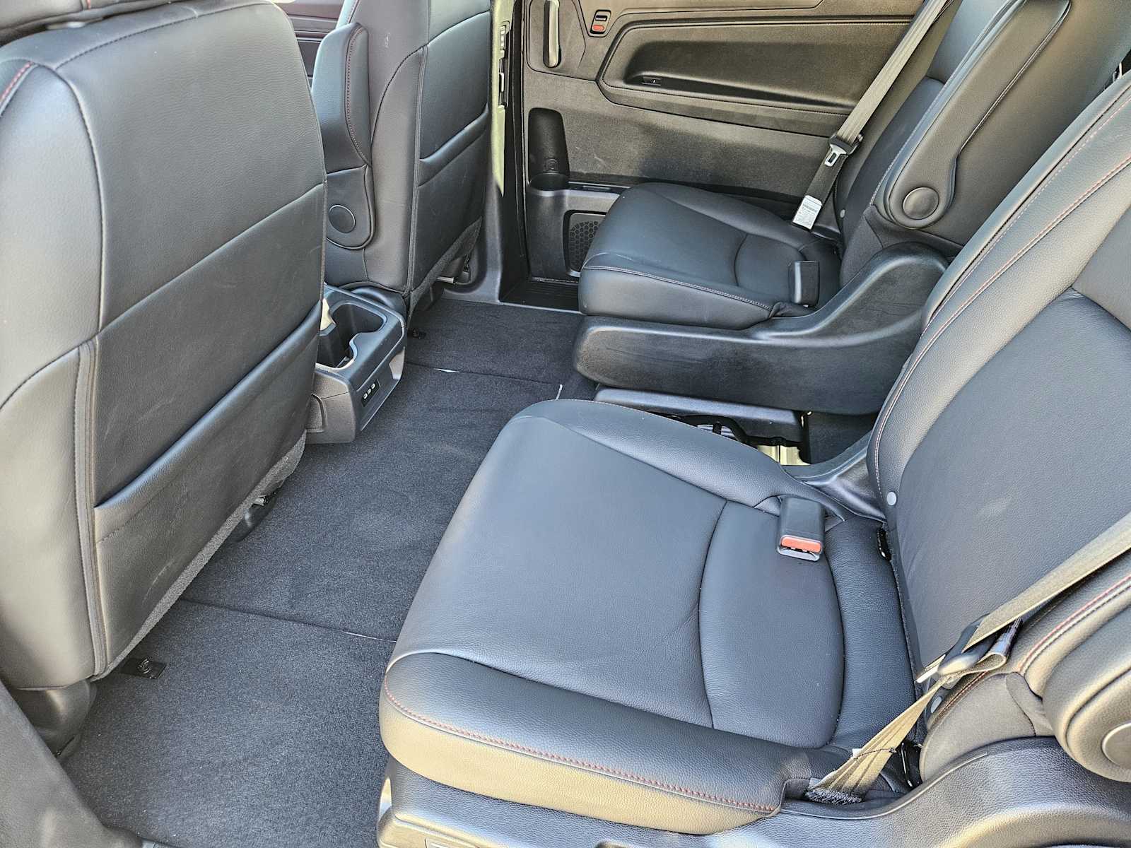 Thumbnail: 2025 Honda Odyssey - 30