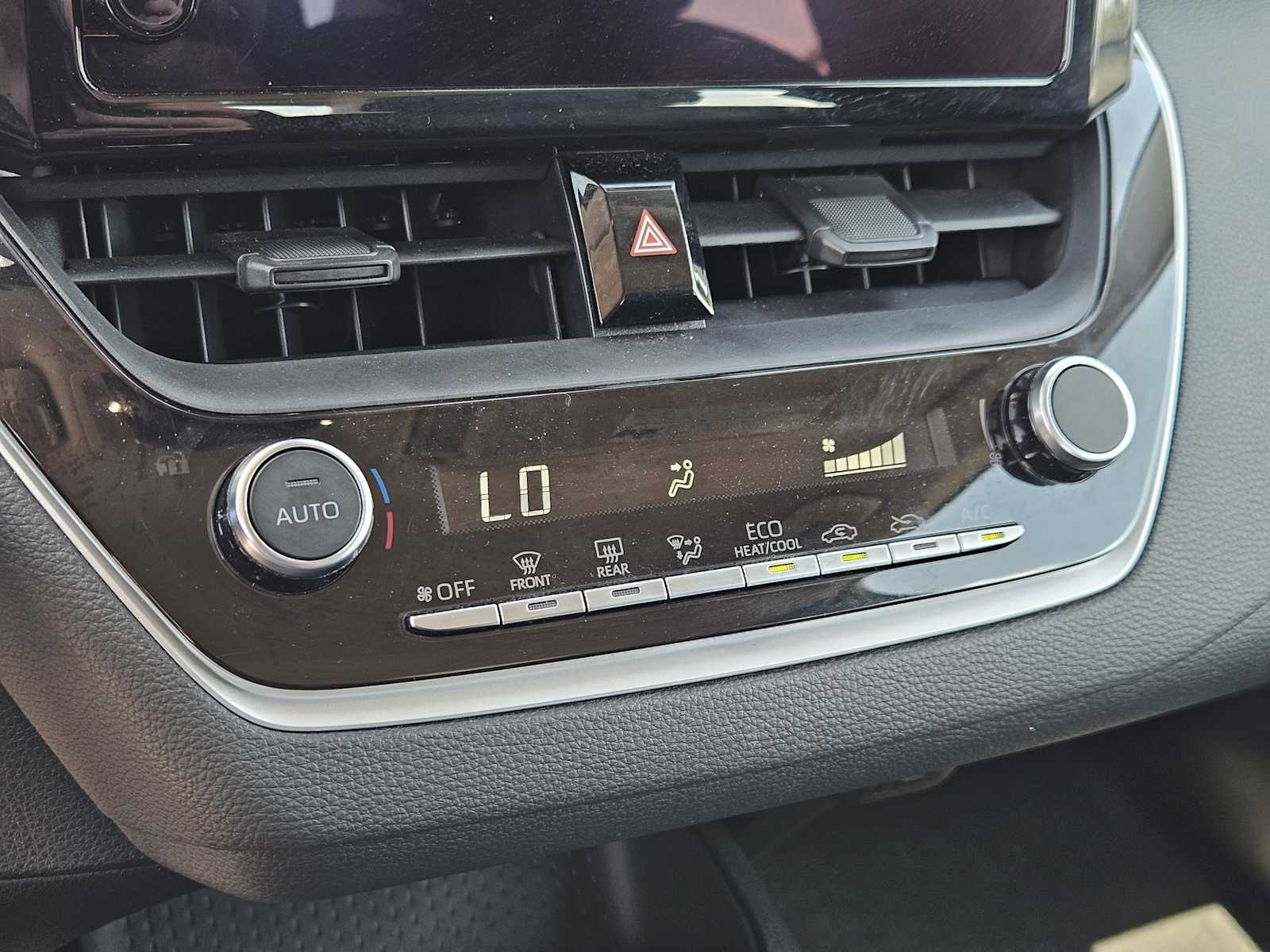 Thumbnail: 2024 Toyota Corolla - 19