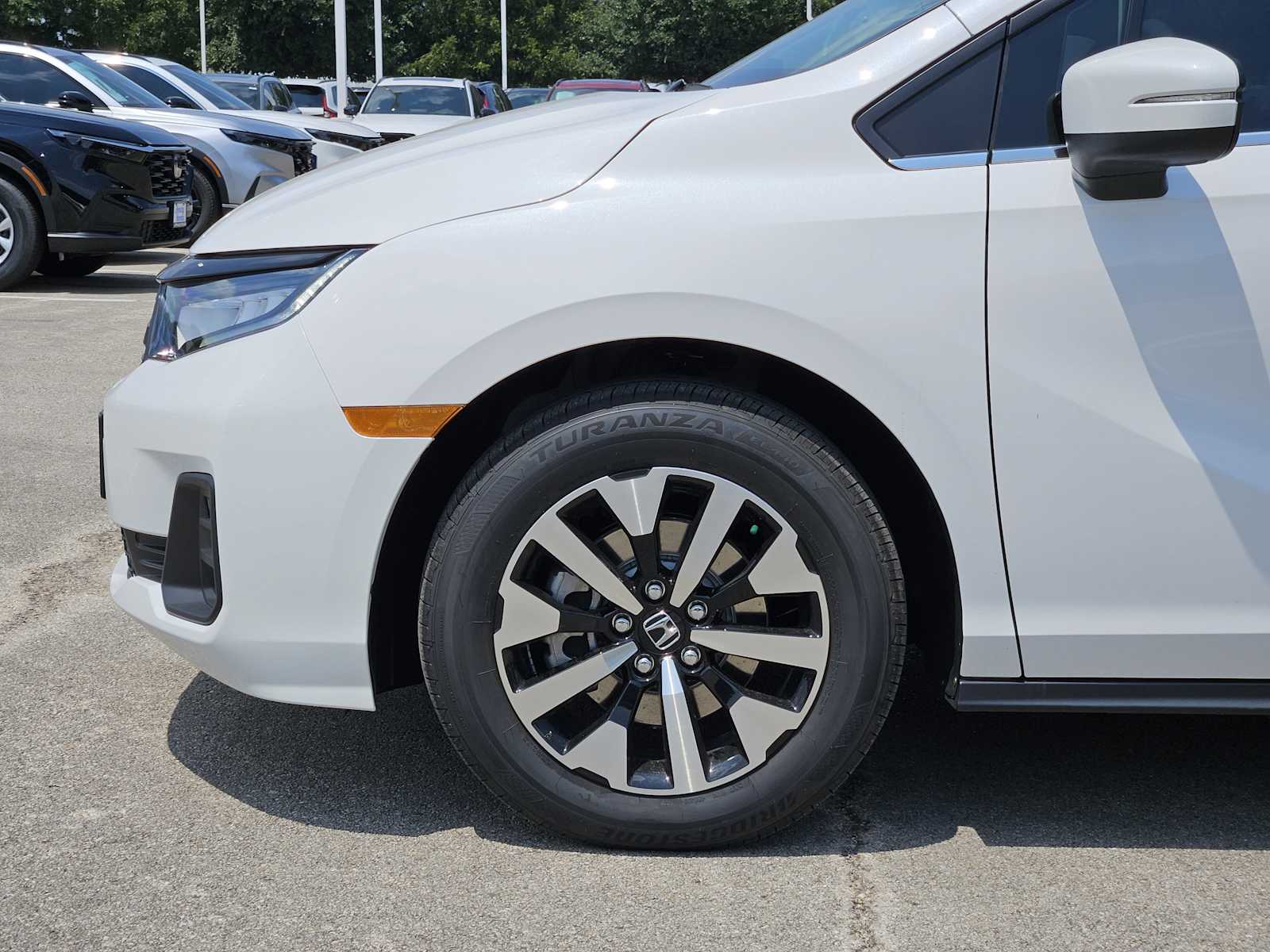 Thumbnail: 2026 Honda Odyssey - 8