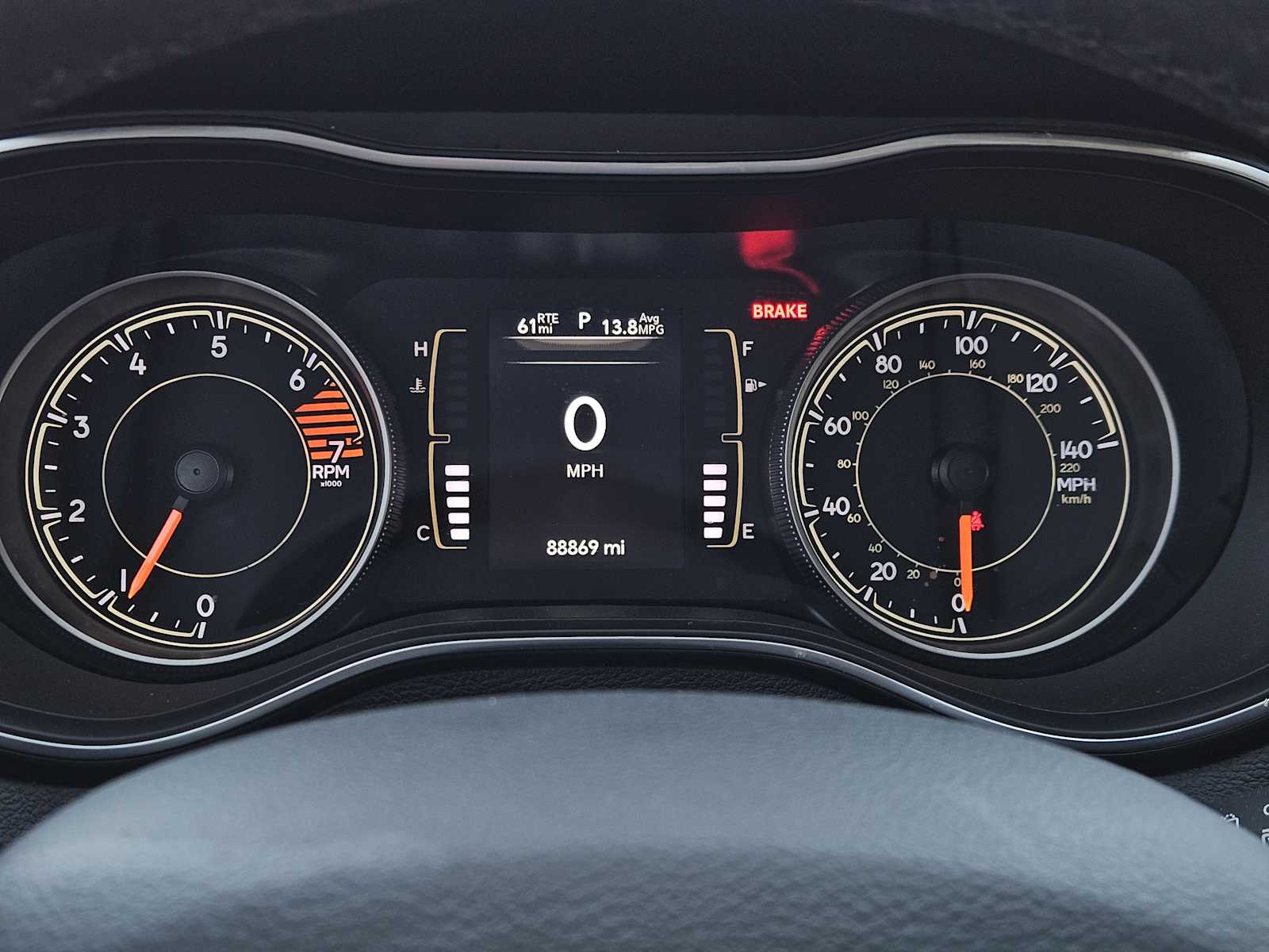 Thumbnail: 2020 Jeep Cherokee - 14