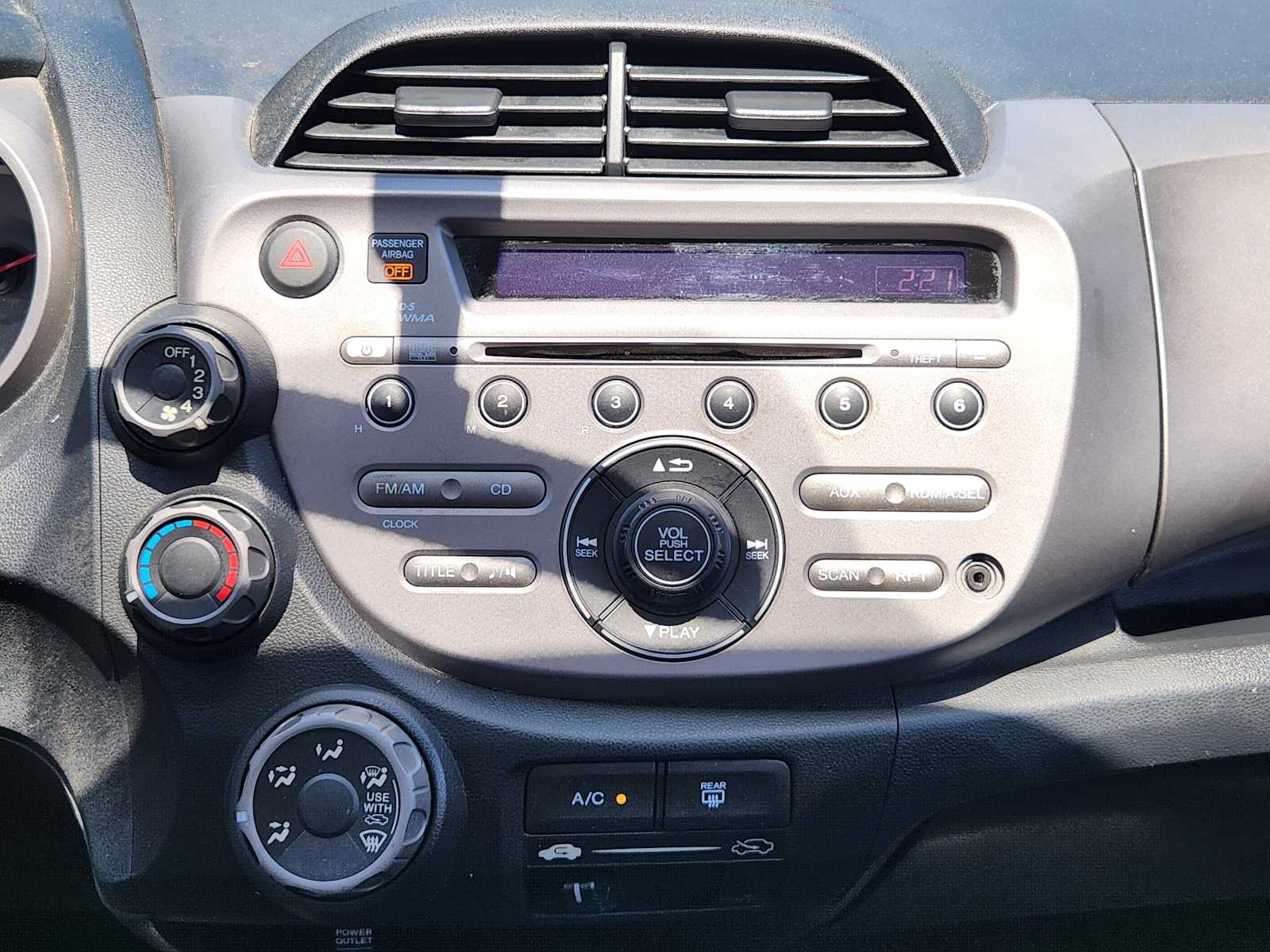 Thumbnail: 2009 Honda Fit - 15