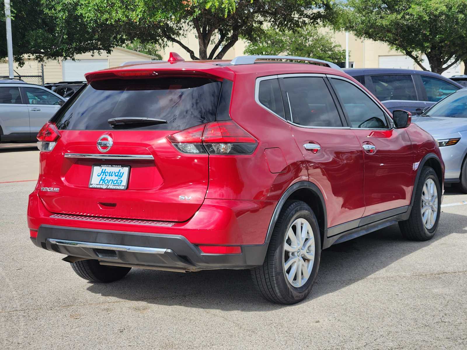 Thumbnail: 2017 Nissan Rogue - 6