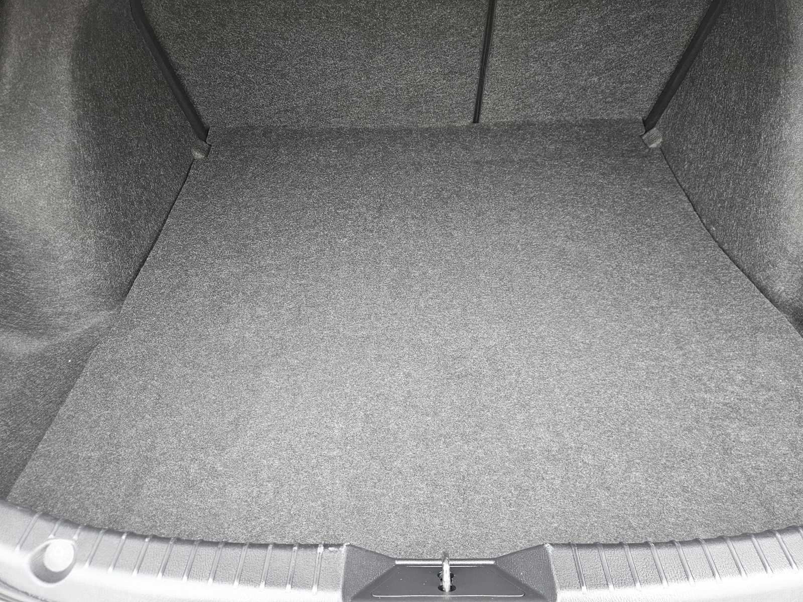 Thumbnail: 2018 Mazda Mazda3 - 31