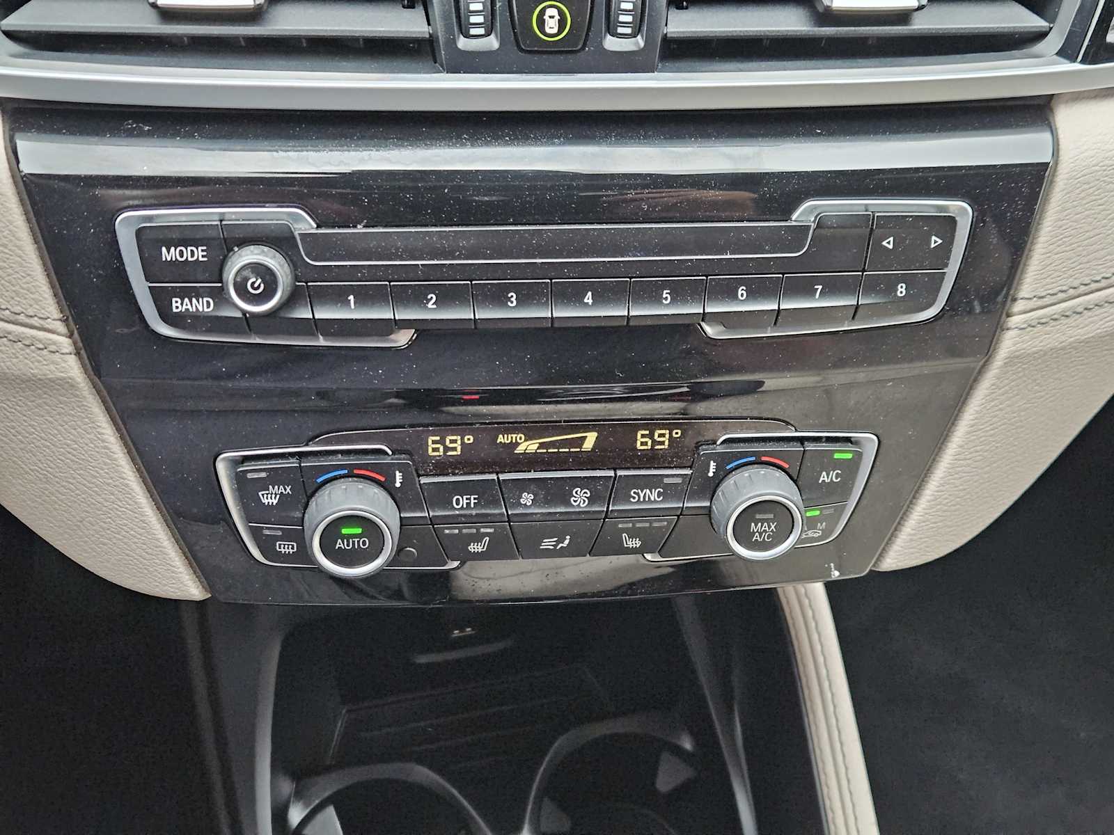 Thumbnail: 2022 BMW X2 - 18