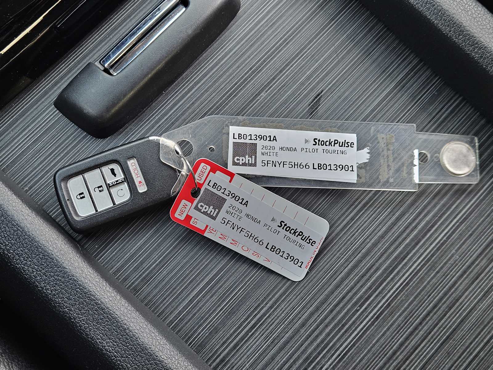 Thumbnail: 2020 Honda Pilot - 36