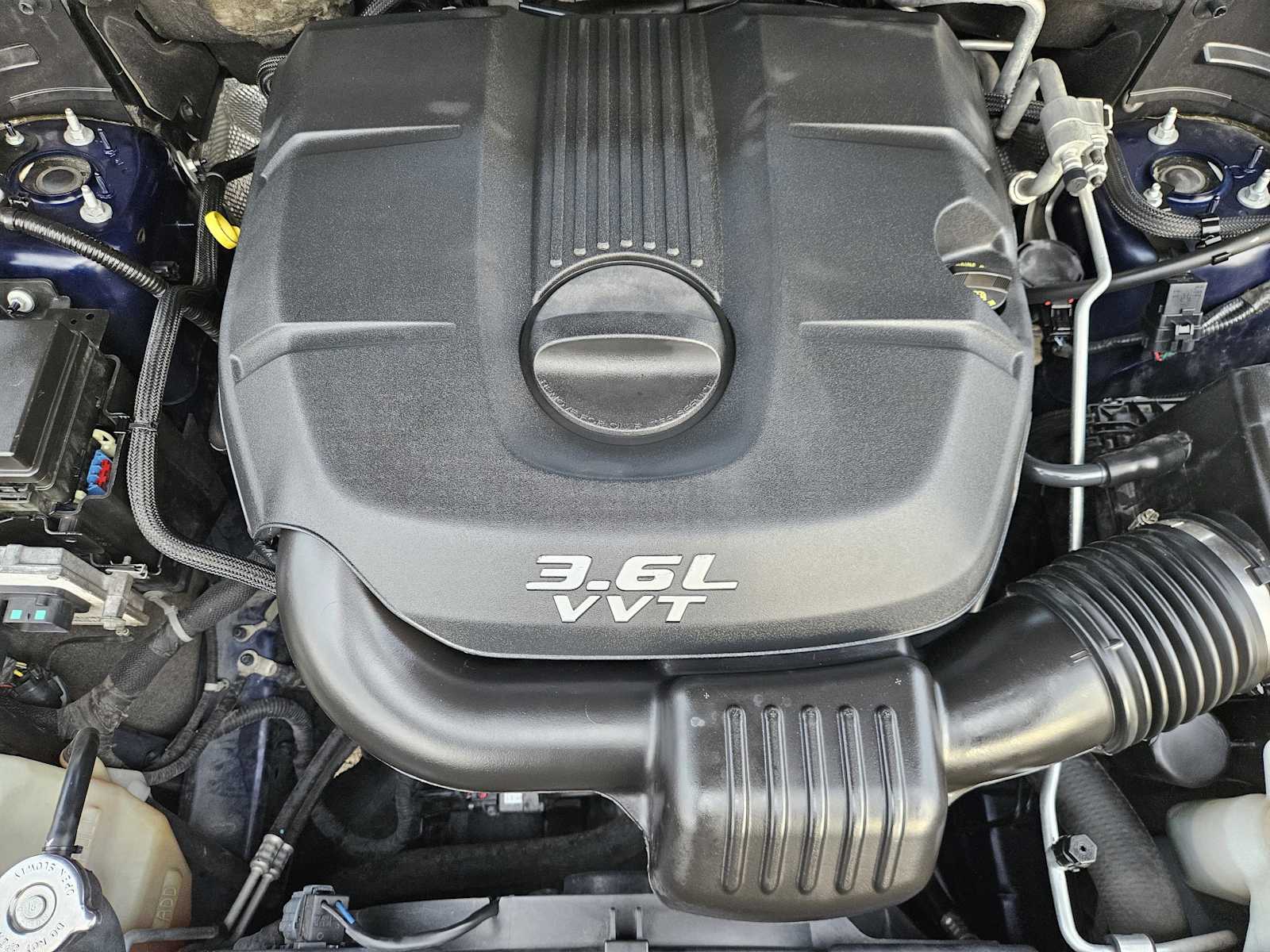 Thumbnail: 2012 Dodge Durango - 28