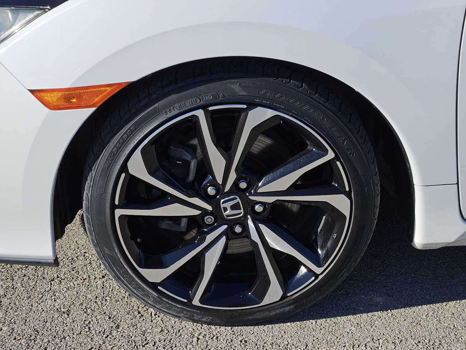 Thumbnail: 2018 Honda Civic - 9