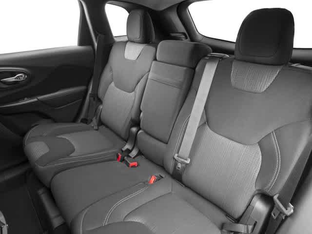 Thumbnail: 2017 Jeep Cherokee - 17