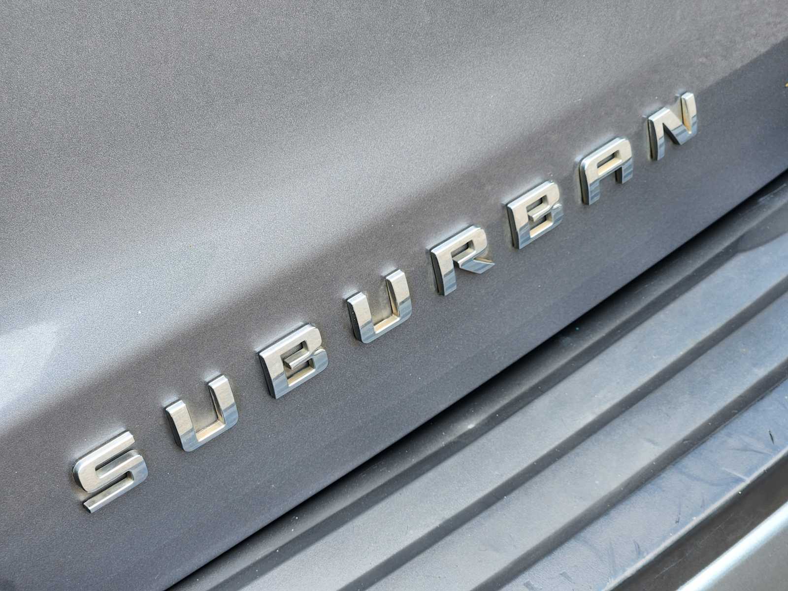 Thumbnail: 2018 Chevrolet Suburban - 11