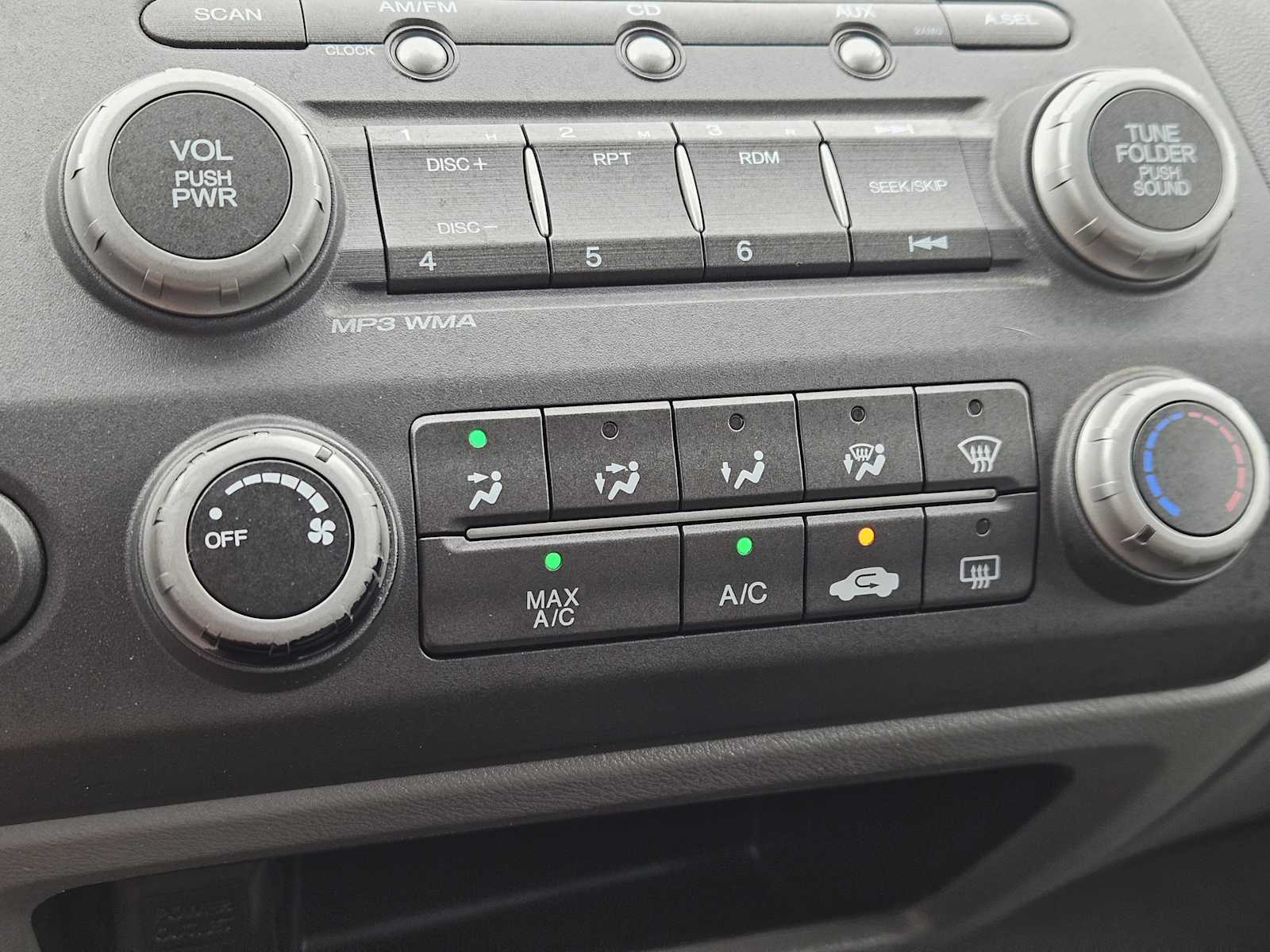 Thumbnail: 2010 Honda Civic - 17