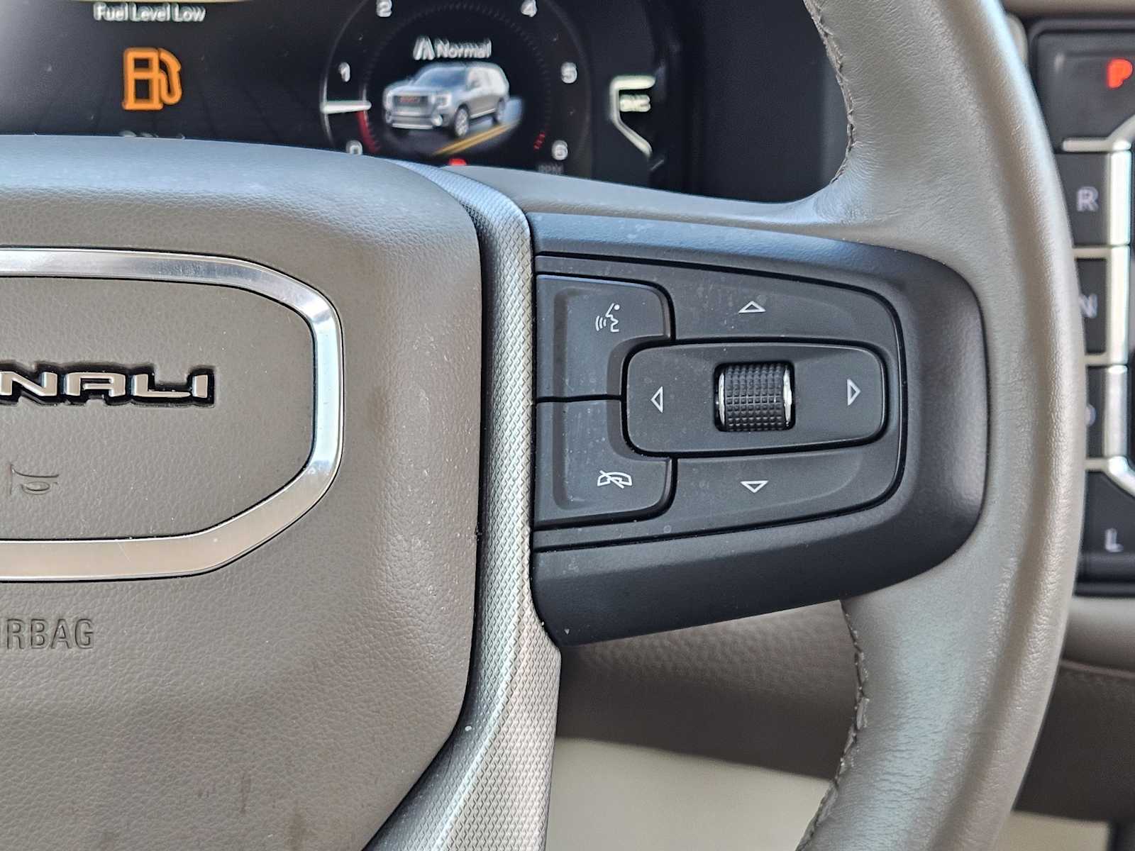 Thumbnail: 2022 GMC Yukon - 27