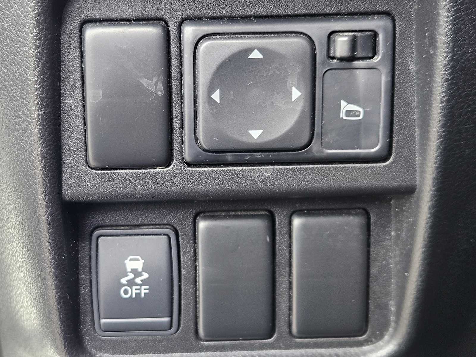 Thumbnail: 2012 Nissan Juke - 19