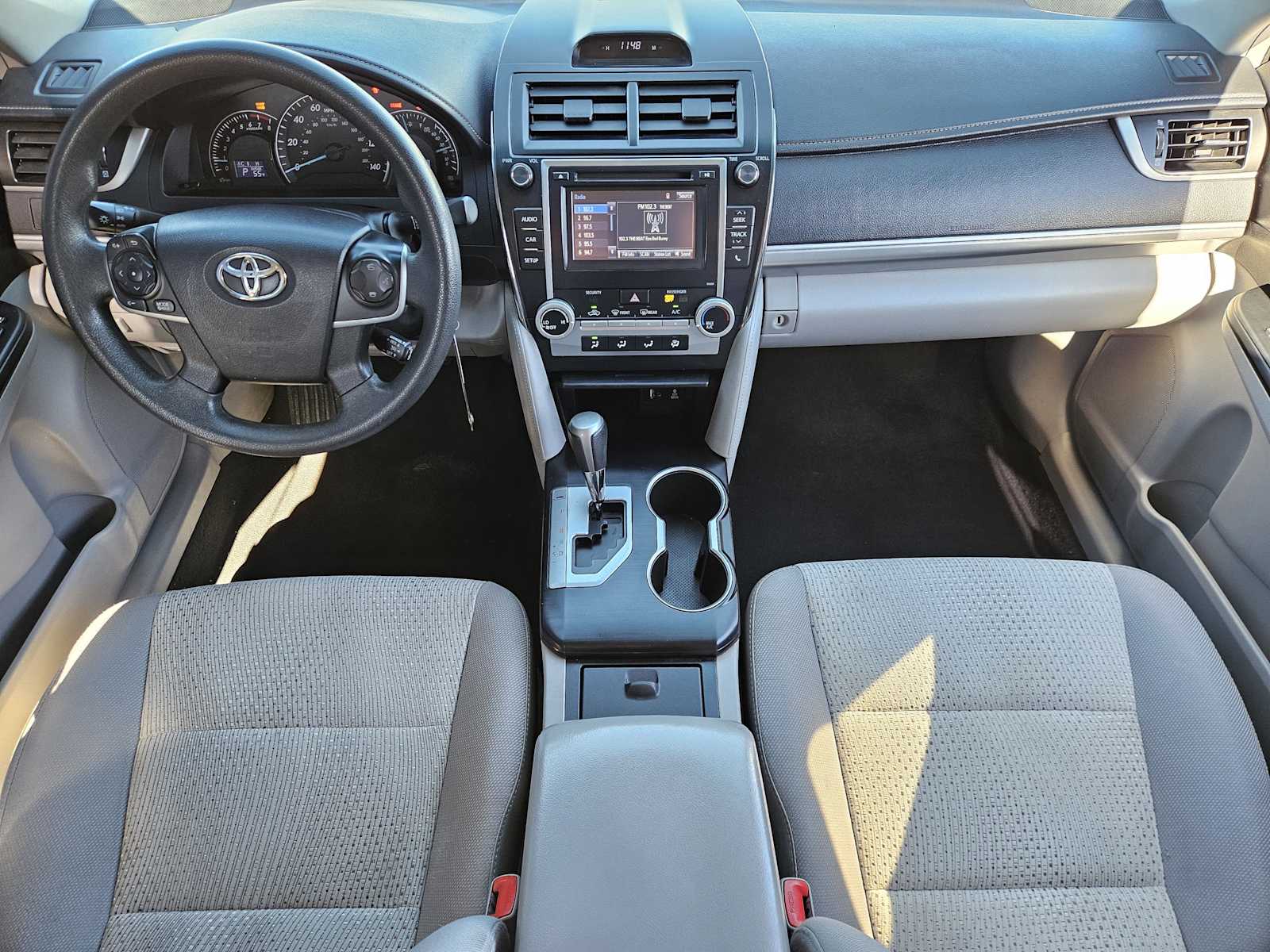 Thumbnail: 2014 Toyota Camry - 23