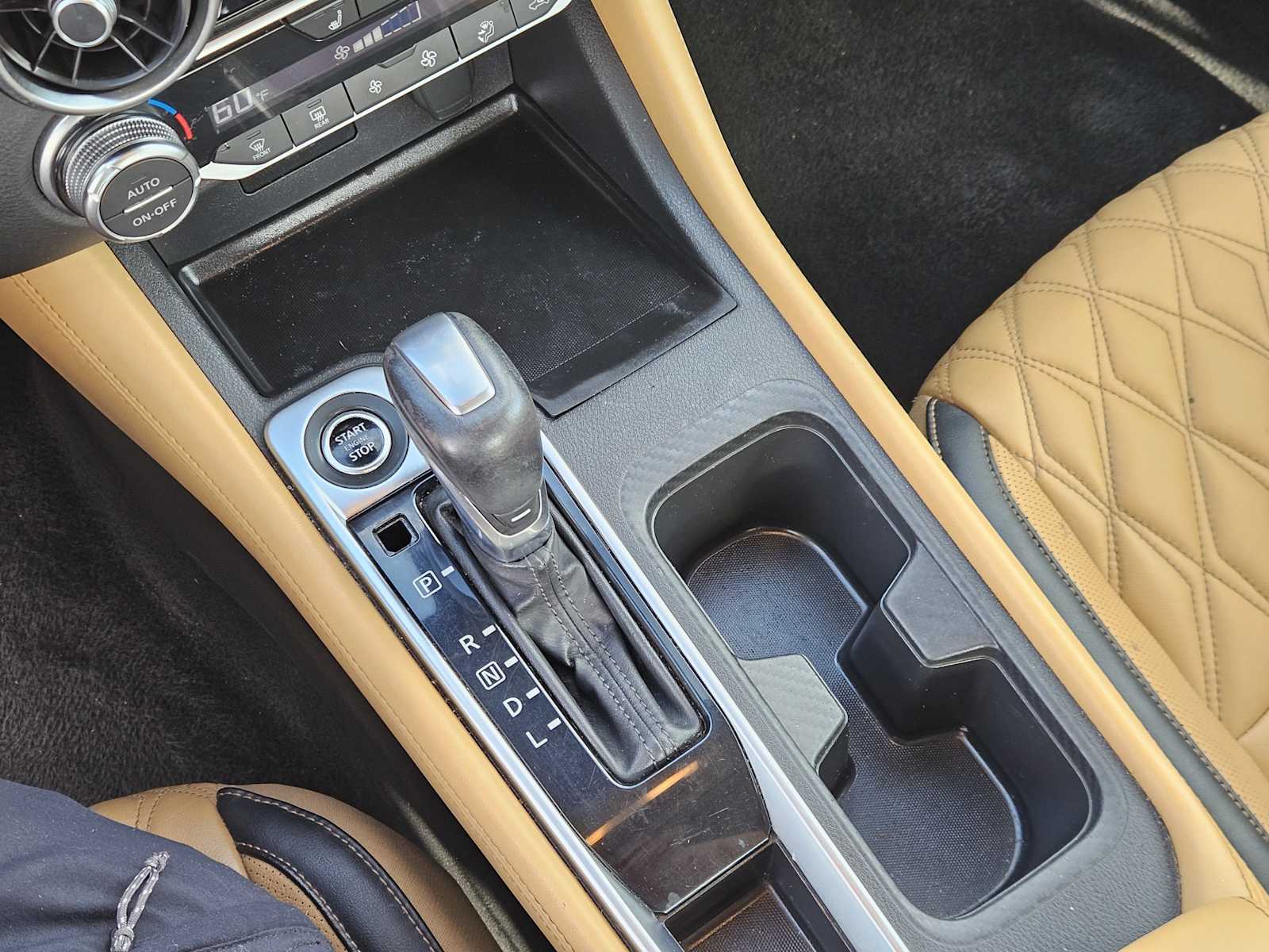 Thumbnail: 2021 Nissan Sentra - 19