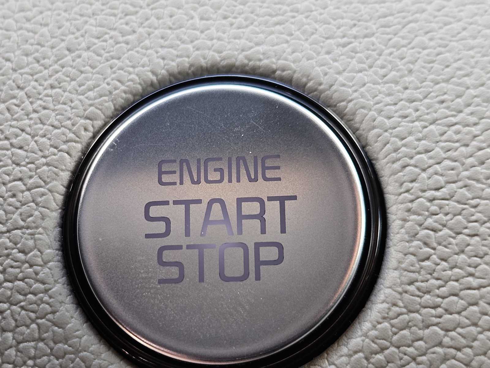 Thumbnail: 2023 Kia Sorento - 21