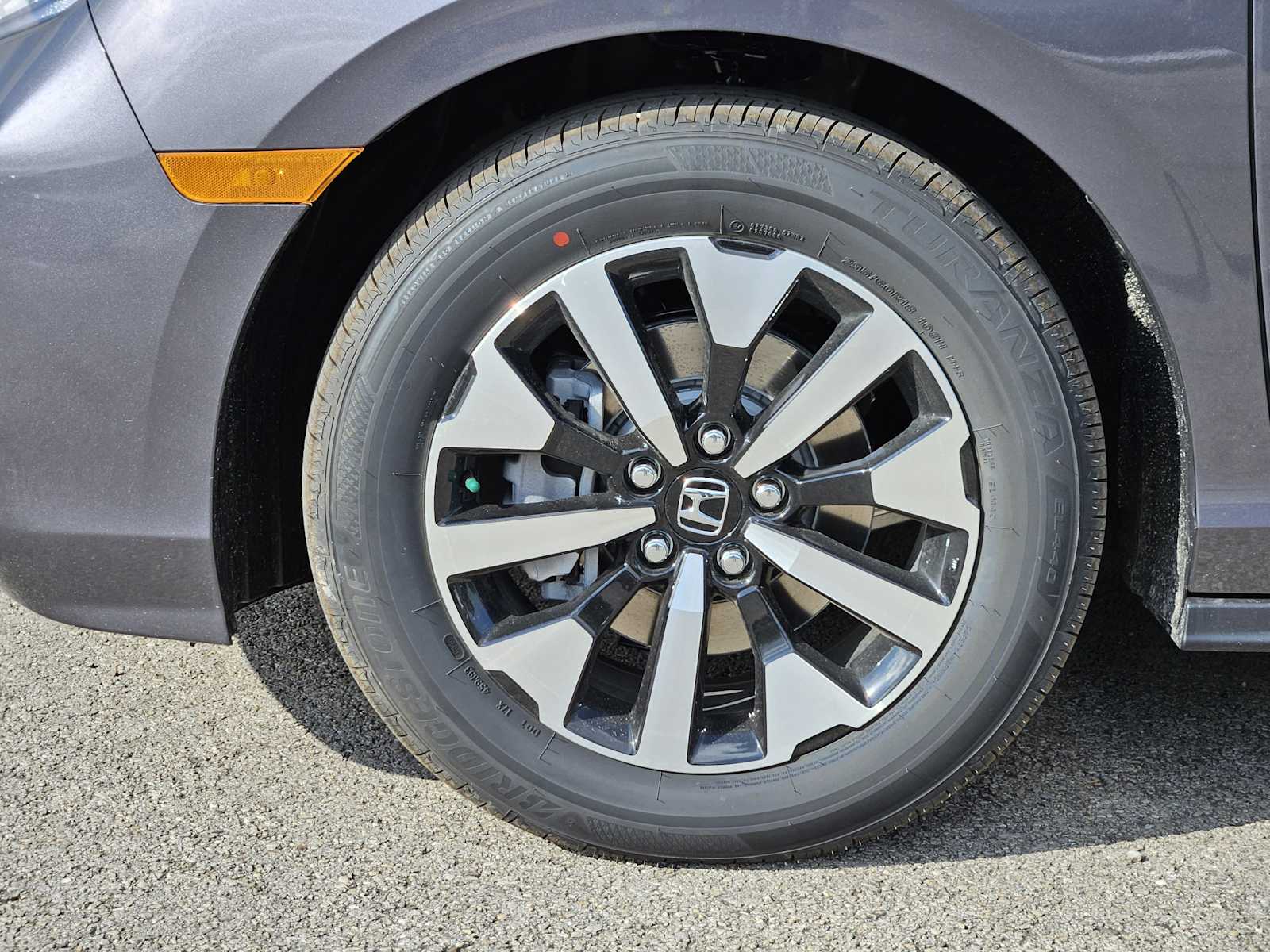 Thumbnail: 2026 Honda Odyssey - 9