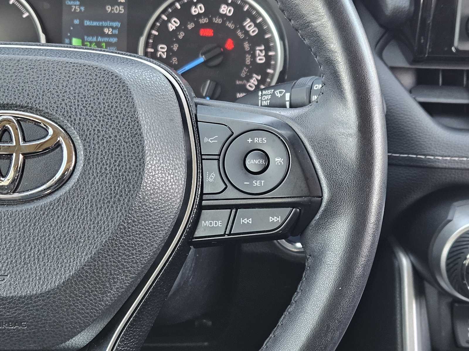 Thumbnail: 2021 Toyota RAV4 - 27