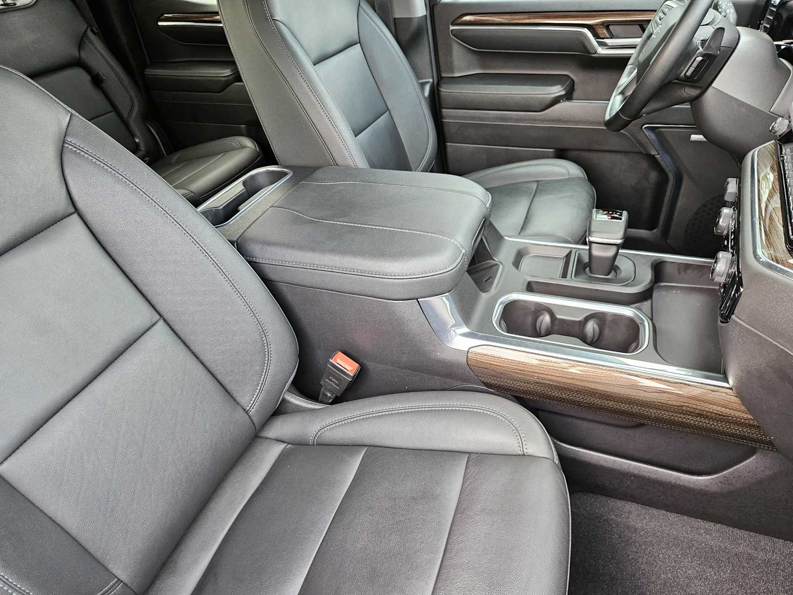 Thumbnail: 2024 Chevrolet Silverado 1500 - 14