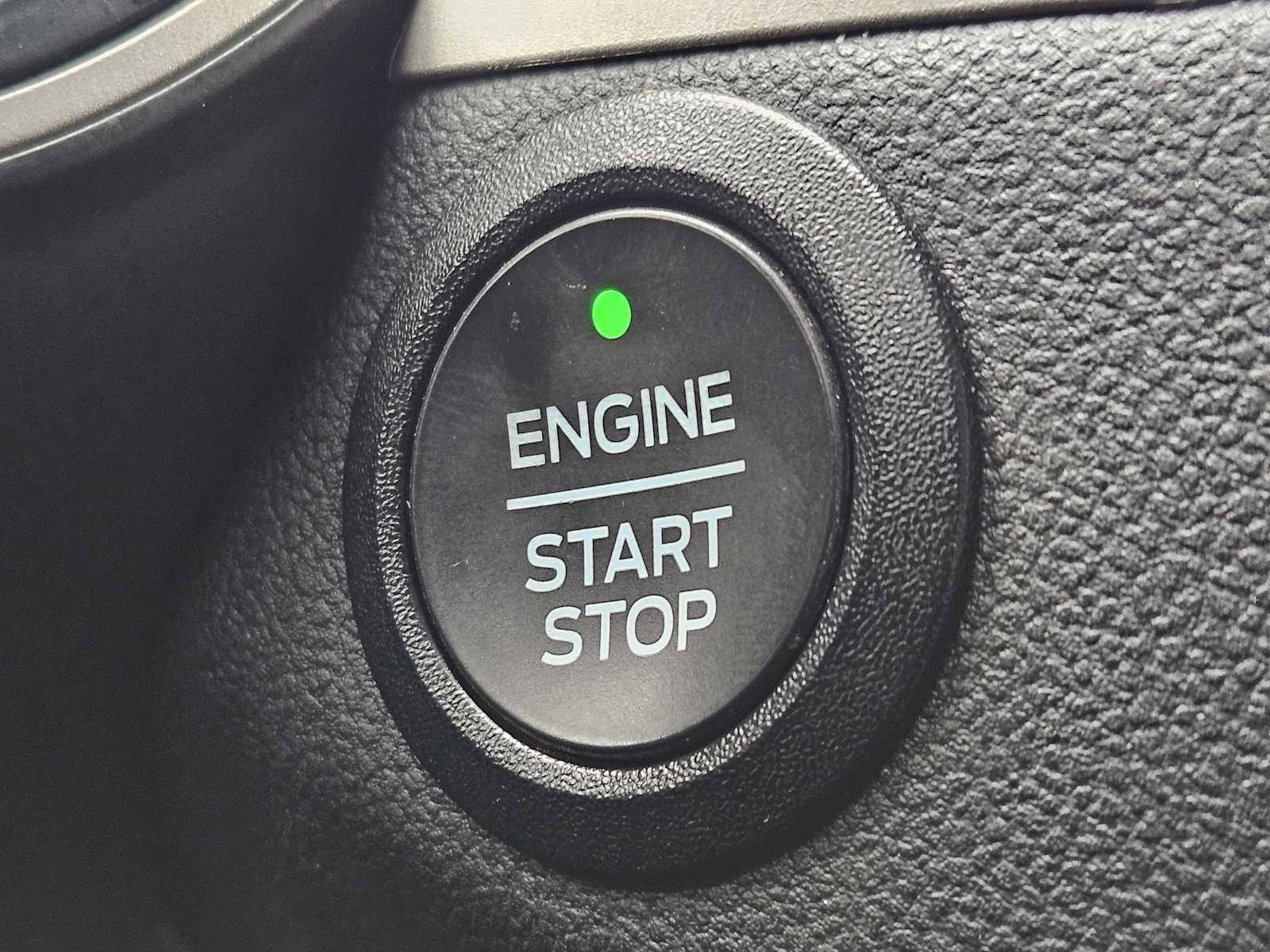 Thumbnail: 2022 Ford Escape - 21