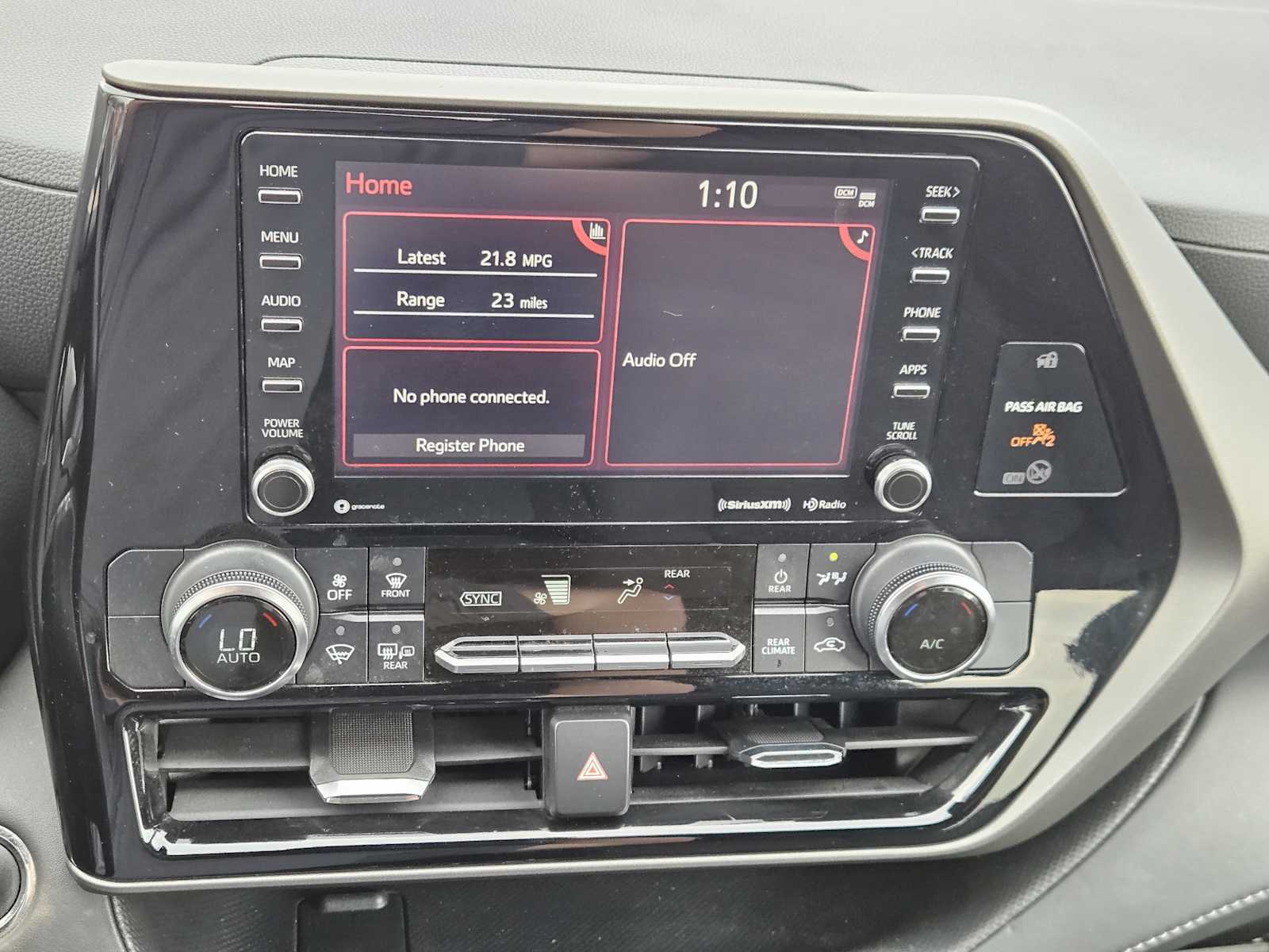 Thumbnail: 2022 Toyota Highlander - 17