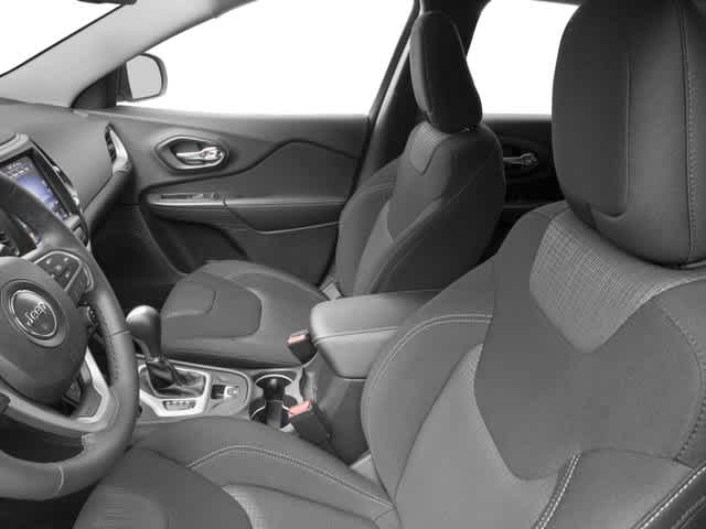 Thumbnail: 2017 Jeep Cherokee - 12