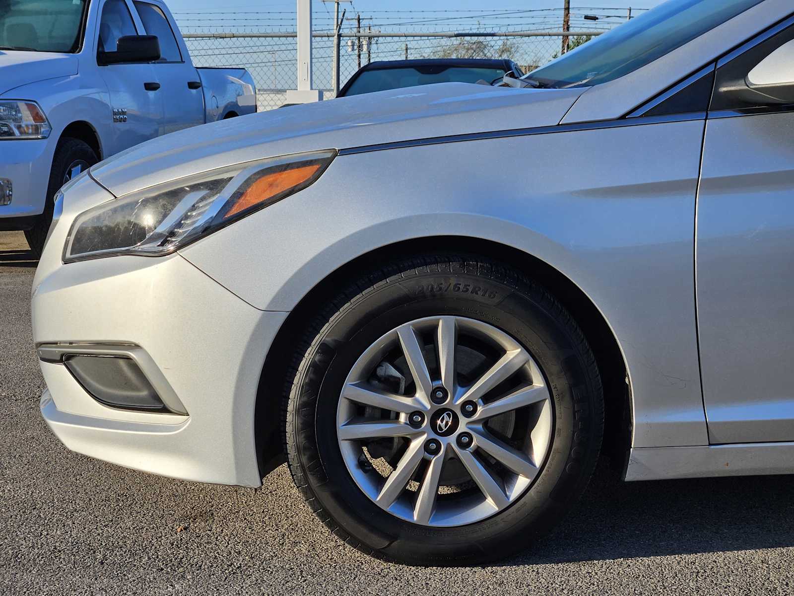 Thumbnail: 2016 Hyundai Sonata - 8