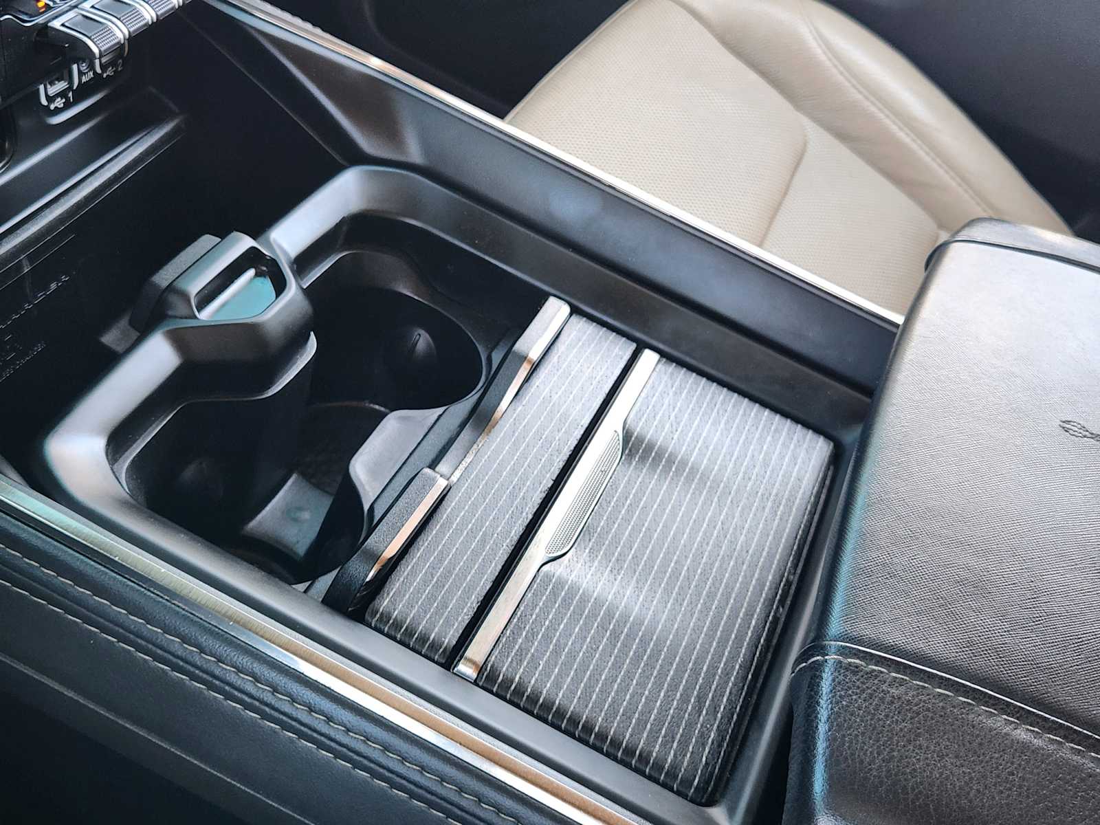 Thumbnail: 2020 RAM 1500 - 20