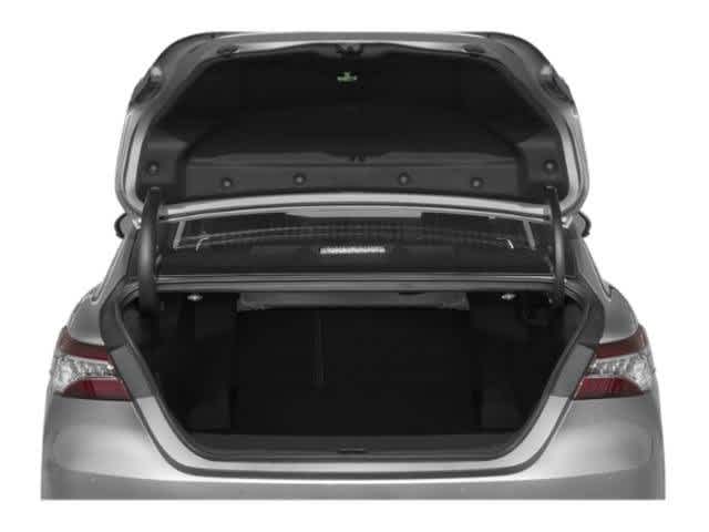 Thumbnail: 2019 Toyota Camry - 12