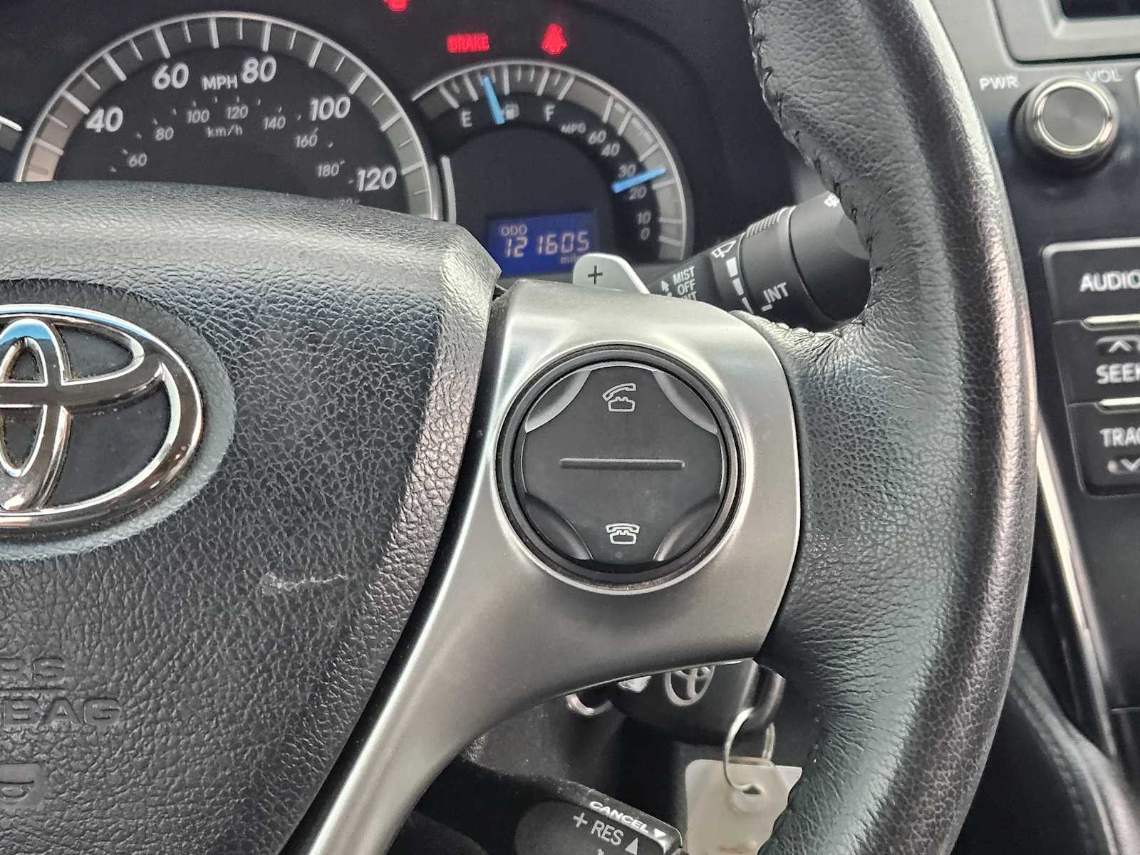 Thumbnail: 2012 Toyota Camry - 26