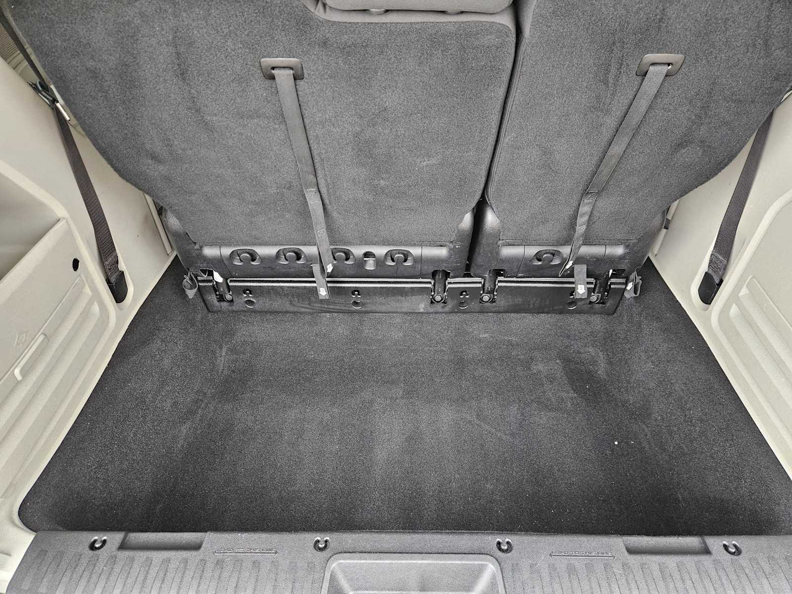 Thumbnail: 2019 Dodge Grand Caravan - 31