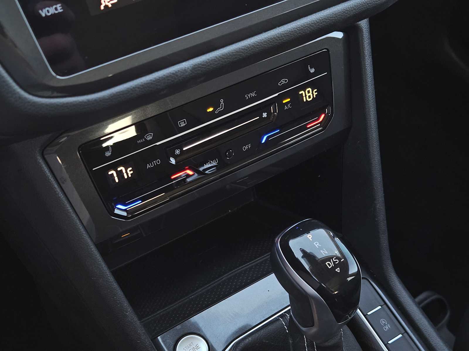 Thumbnail: 2022 Volkswagen Tiguan - 19