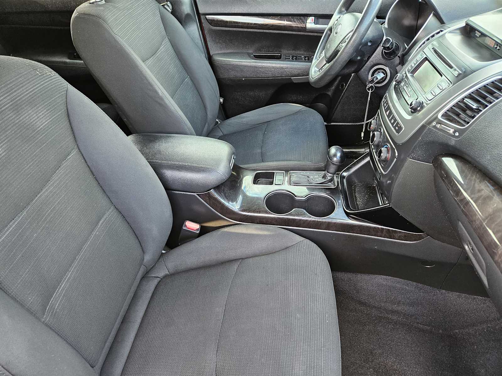 Thumbnail: 2014 Kia Sorento - 14