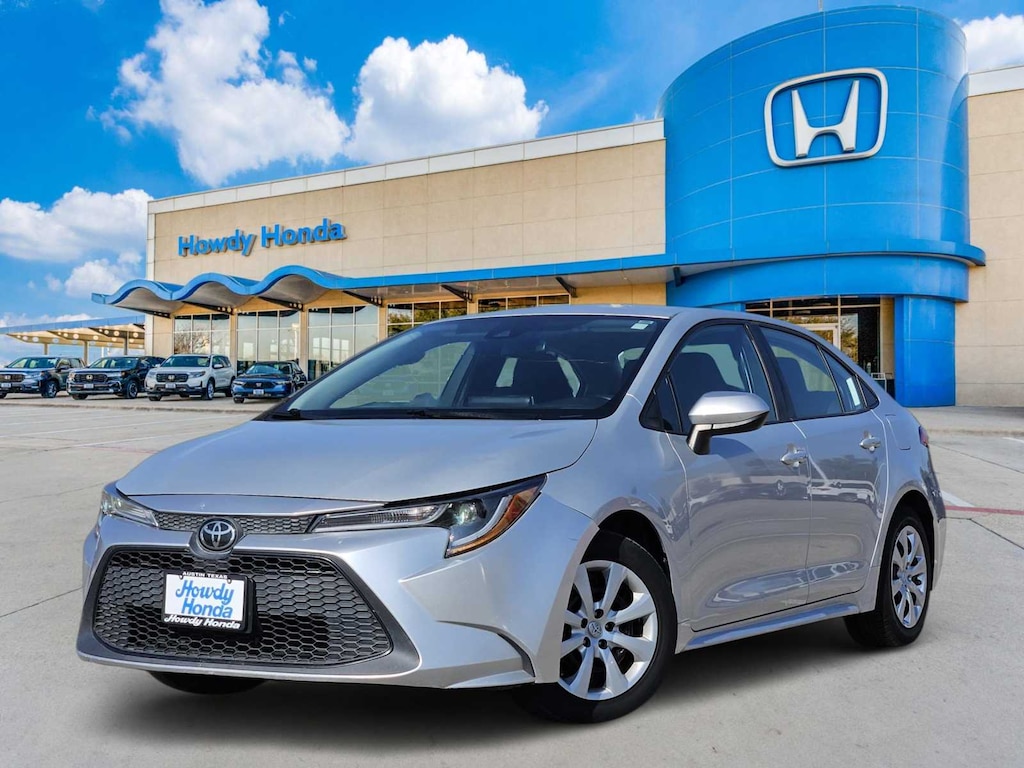 Used 2021 Toyota Corolla LE Sedan