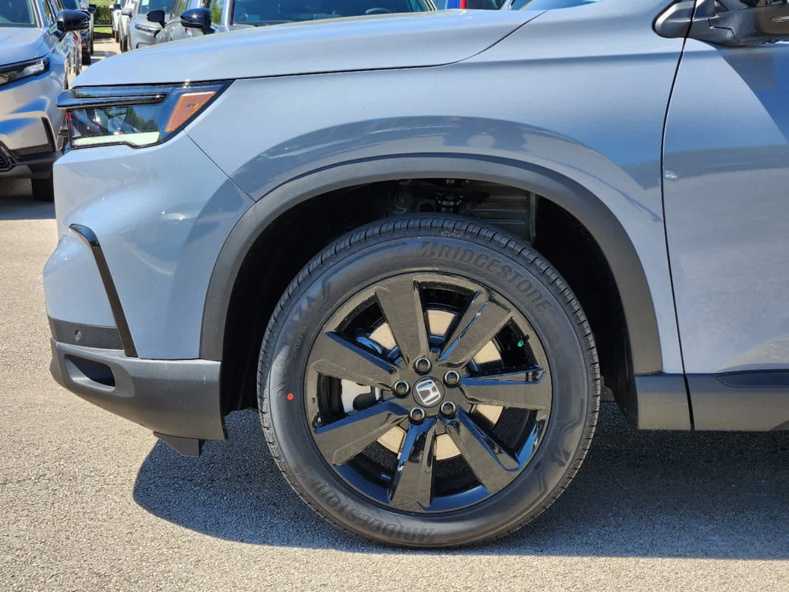 Thumbnail: 2025 Honda Pilot - 8