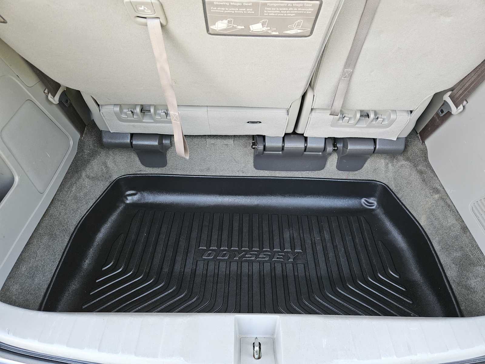 Thumbnail: 2015 Honda Odyssey - 32