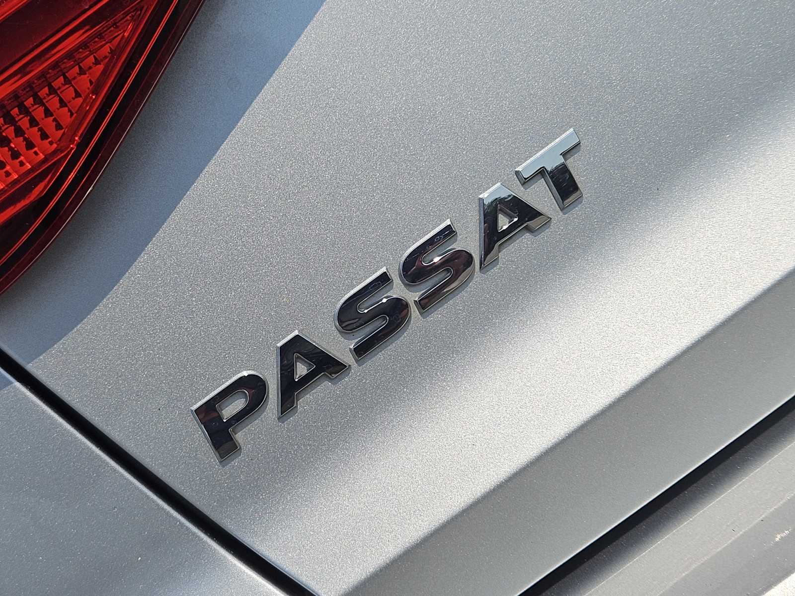Thumbnail: 2016 Volkswagen Passat - 12
