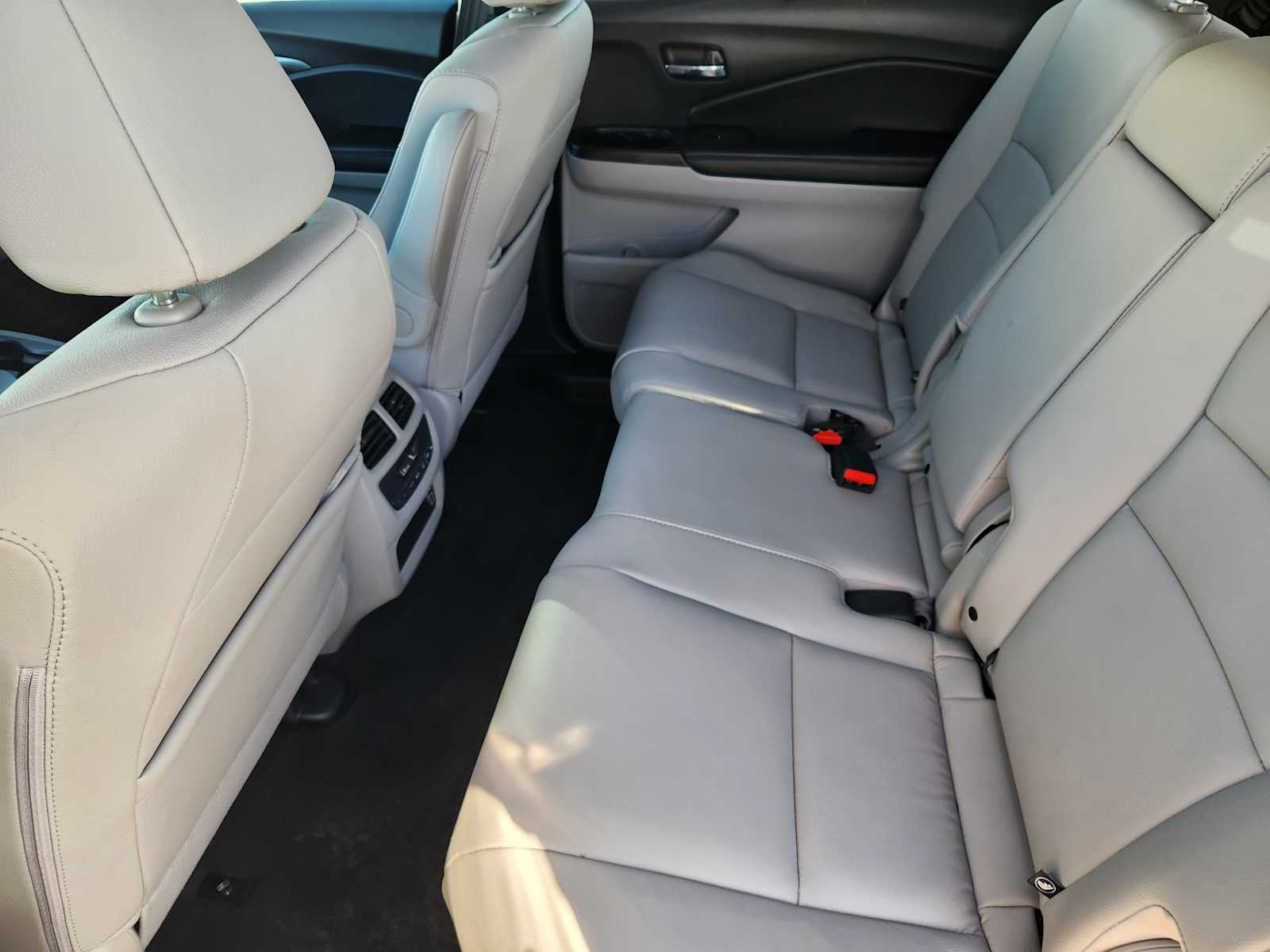 Thumbnail: 2022 Honda Pilot - 31