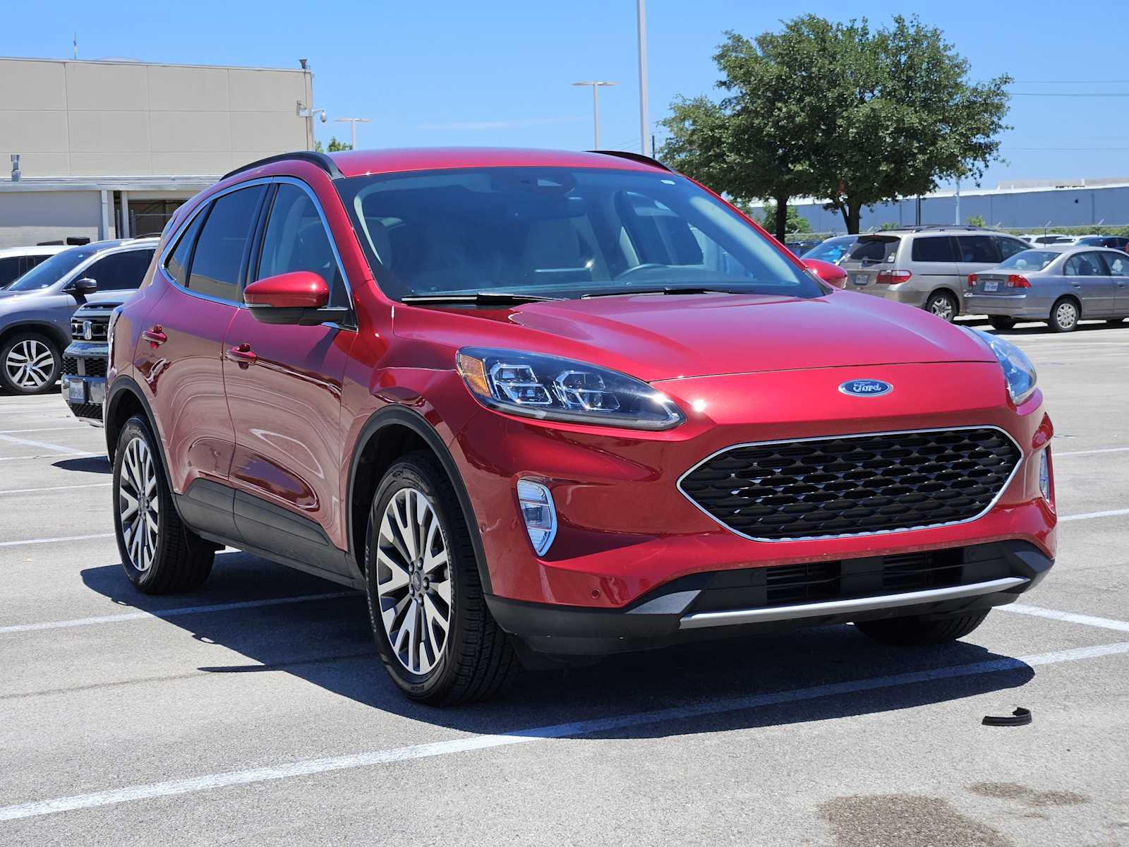 Thumbnail: 2020 Ford Escape - 3