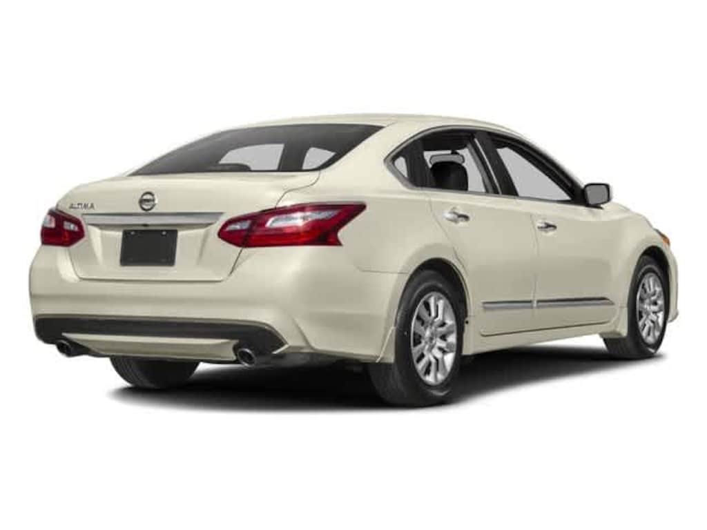 Used 2016 Nissan Altima 2.5 SV Sedan