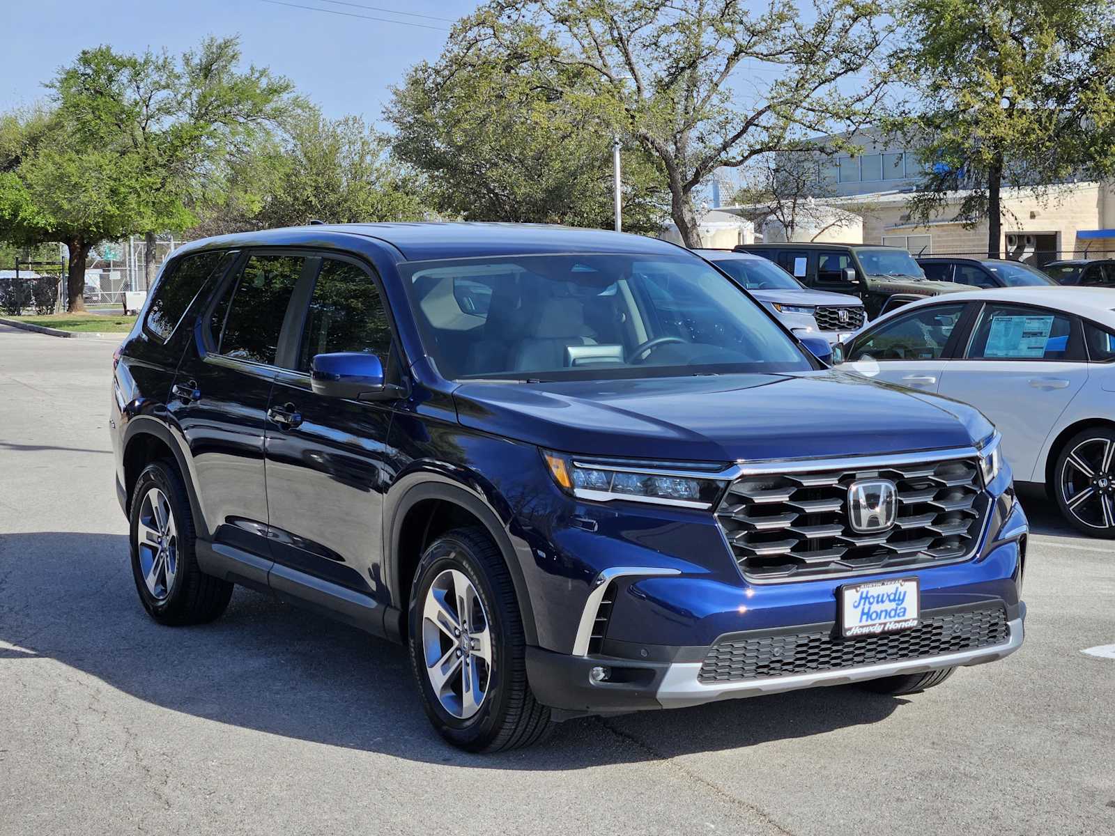Thumbnail: 2025 Honda Pilot - 3