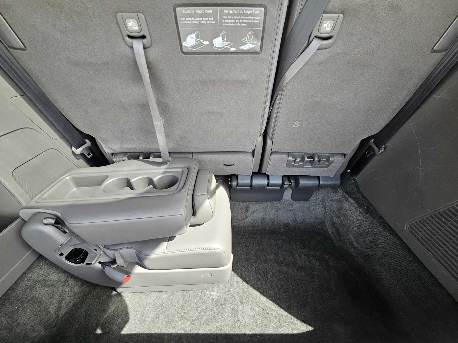 2016 Honda Odyssey EX-L - Photo 33