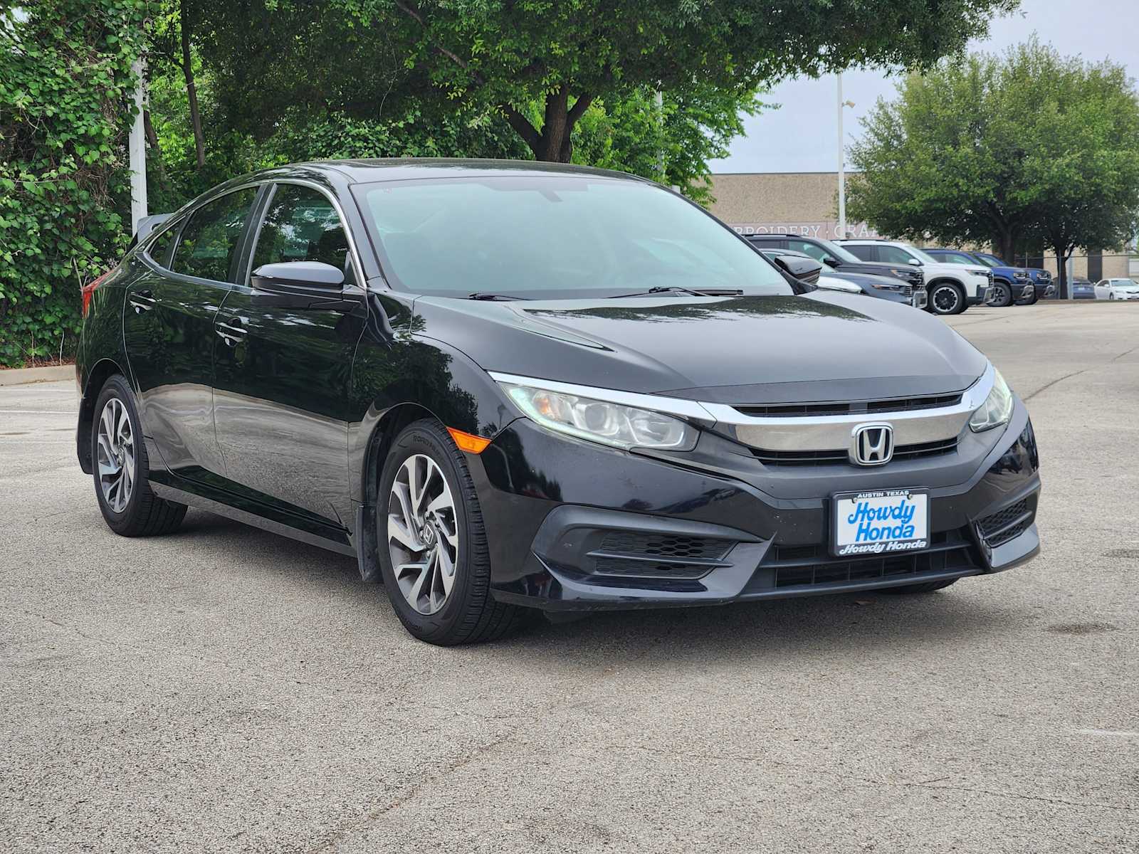 Thumbnail: 2016 Honda Civic - 3
