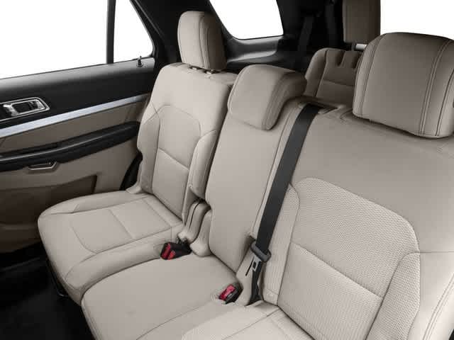 2017 Ford Explorer XLT 17