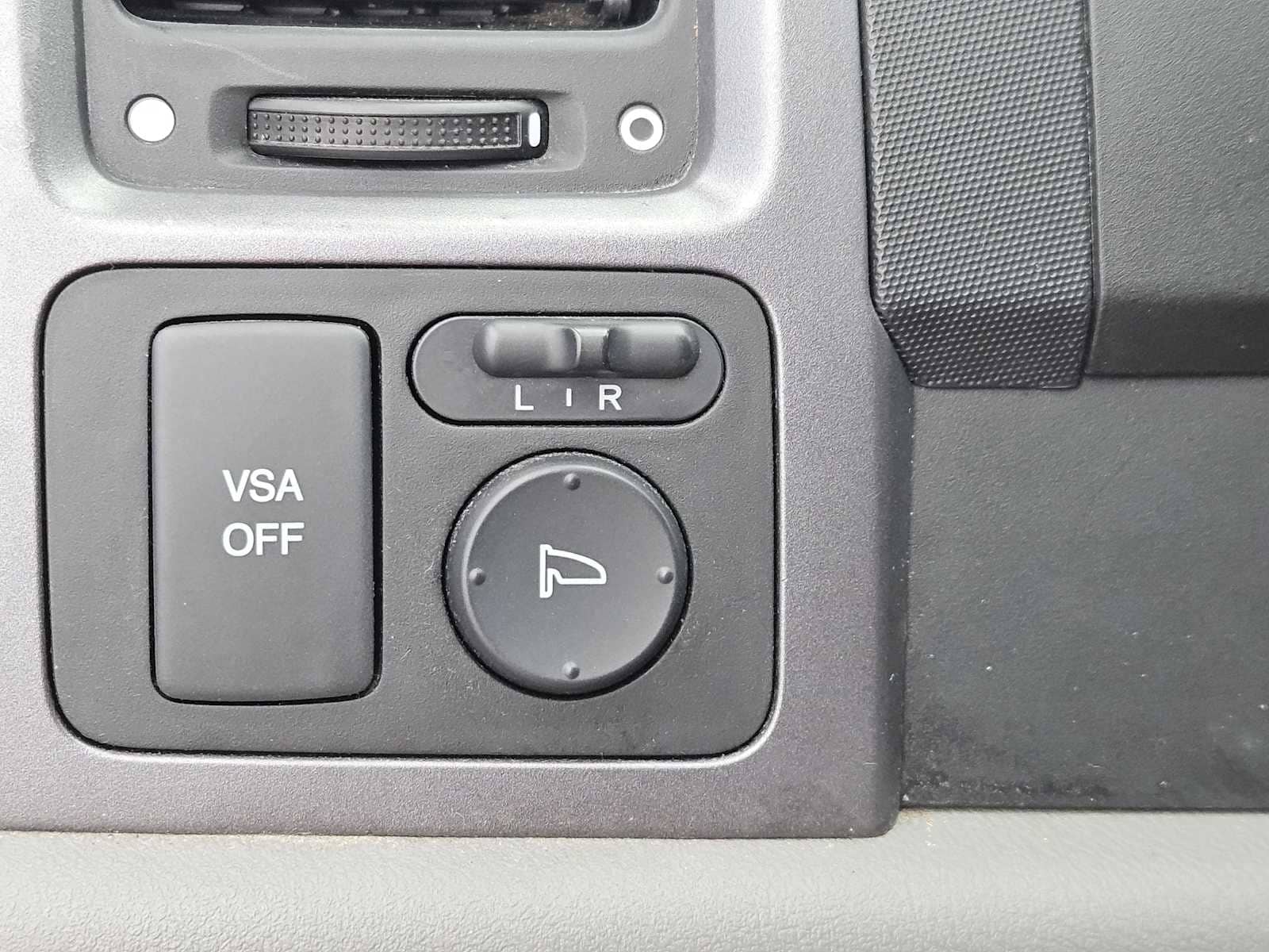 Thumbnail: 2007 Honda CR-V - 19